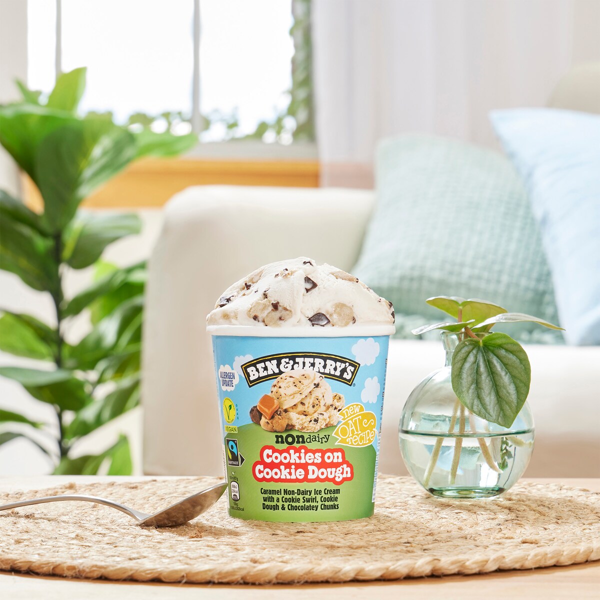Cookies on Cookie Dough Non-Dairy Oat - Tub 1 / 6